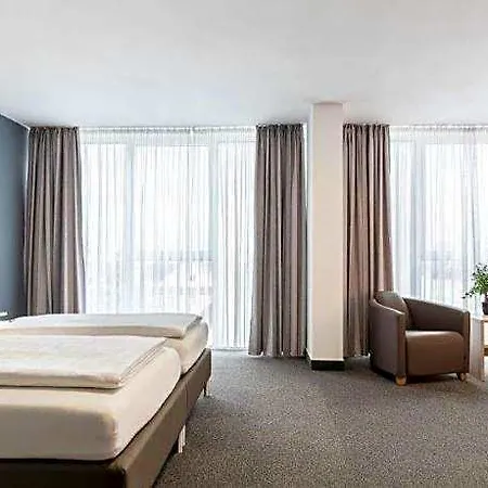 Otel Panorama Am Rosengarten 3*